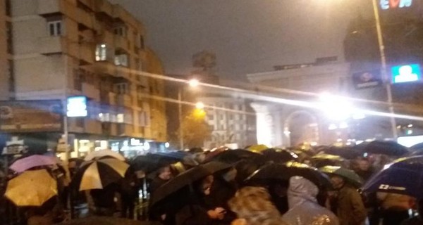 Более тысячи человек протестовали против переименования Македонии