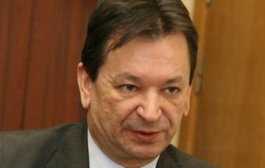 Антон Геращенко  назвал шпионом генерала Прокопчука – российского претендента на пост главы Интерпола