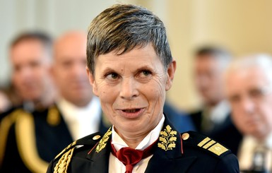 Впервые  армию страны-члена НАТО возглавила женщина 