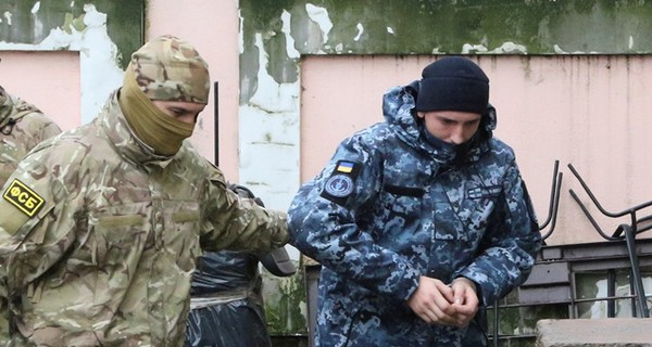 Украинских моряков могли перевезти из Крыма в Москву