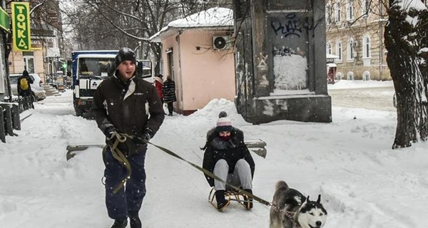 Сегодня днем, 3 декабря, в Украине от 5 мороза до 5 тепла