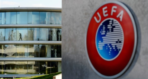 УЕФА запретил проводить матчи в регионах, где введено военное положение