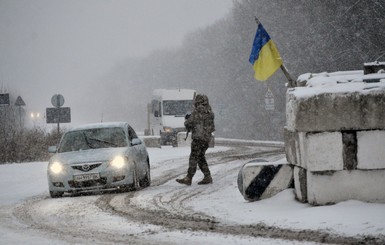 Что изменилось в Украине за неделю военного положения: резервные сборы и запрет на алкоголь
