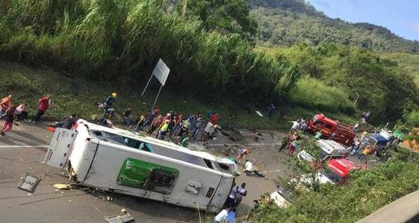 Колумбийская баскетбольная команда разбилась в ДТП, погибли 13 человек