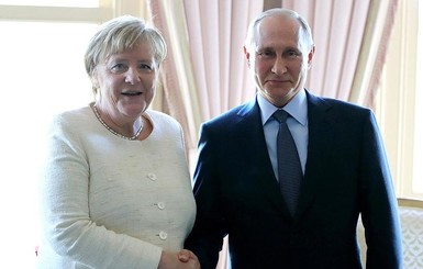 Меркель призвала Путина освободить 24 украинских моряка