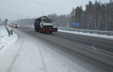 В Киевской, Одесской и Житомирской областях ограничили движение транспорта