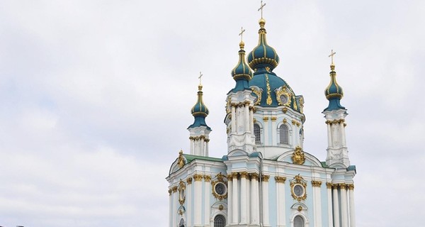В Андреевской церкви в Киеве прошла первая служба Вселенского патриархата
