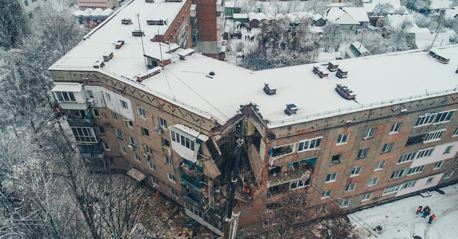 Взрыв в Фастове: разрушенный дом показали с высоты