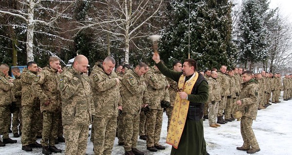 Украинские военные отправились разминировать Косово