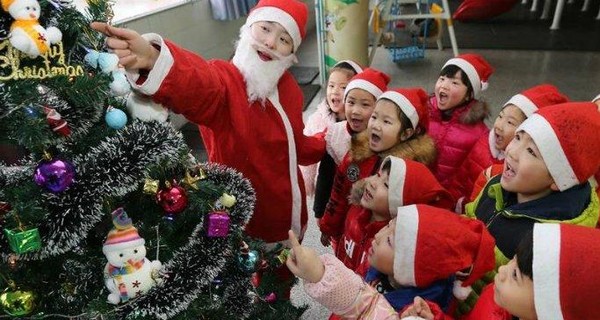 В китайском городе запретили праздновать Рождество