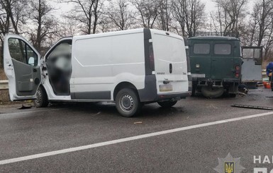 На Херсонщине столкнулись два микроавтобуса: погибли 5 человек