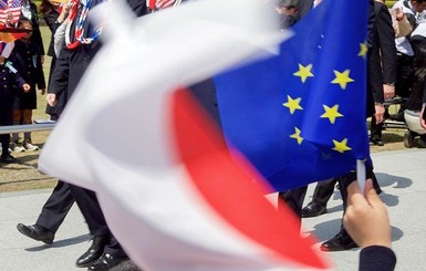 Евросоюз и Япония подписали соглашение о Зоне свободной торговли