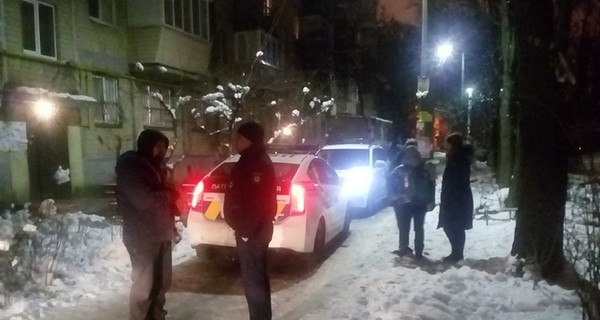 Полицейского, ограбившего девочку в Киеве, поместили под стражу на 2 месяца