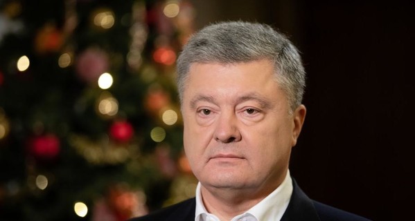 Порошенко поздравил украинцев с католическим Рождеством