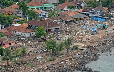 На Индонезию обрушилась новая стихия