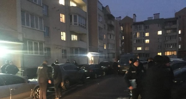 В Виннице 31 декабря в квартире убили семью из четырех человек