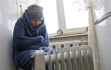 В Киеве 40 зданий остались без отопления и горячей воды