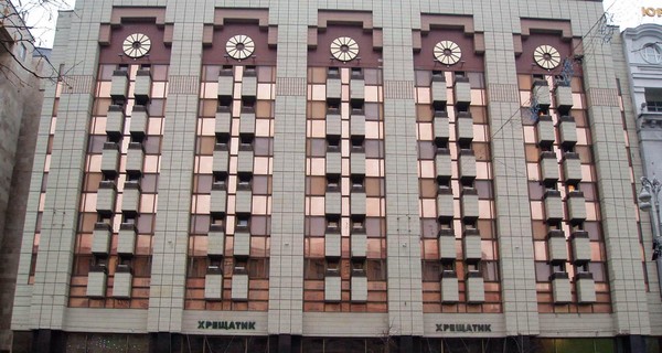 Мужчина выпрыгнул из окна киевского отеля, а потом сказал, что 