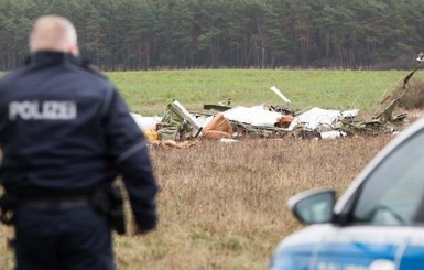 В Германии упал легкомоторный самолет, есть жертвы