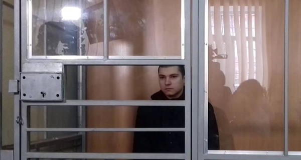 Павлоградский школьник, обвиняемый в убийстве соседей: 
