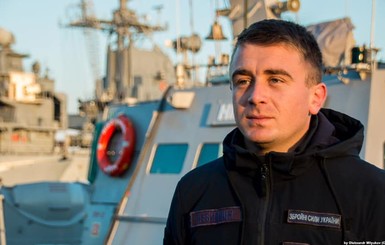 Полозов: Украинский моряк пел гимн под дулом автоматов россиян