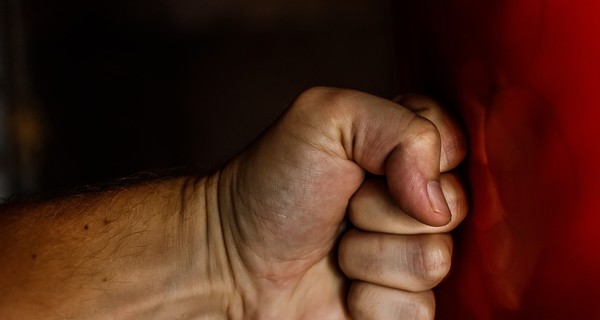 Смерть мальчика от пыток отца: прокуратура Харькова подозревает полицейского в халатности