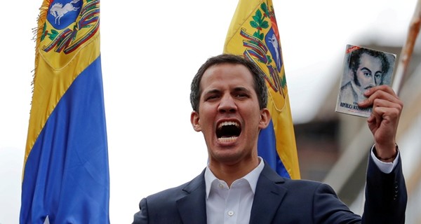 Объявивший себя президентом Венесуэлы глава парламента не исключил амнистию для Мадуро
