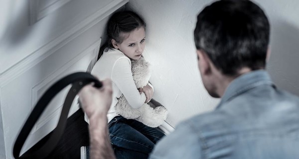 Бить – не значит воспитывать или Почему родители калечат своих детей