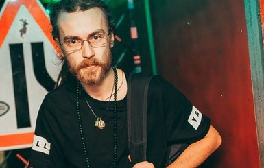 В России от остановки сердца скончался 35-летний рэпер Децл