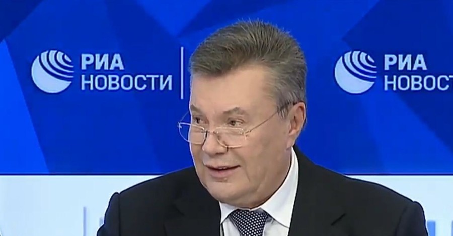 Янукович впервые показался на публике после болезни