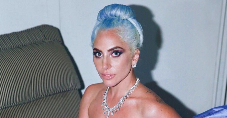 СМИ: жениха Леди Гага видели на свидании с другой
