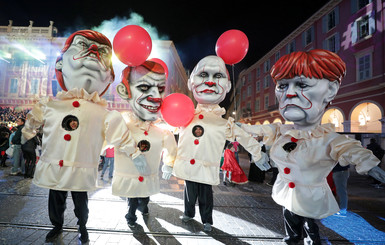 Мировым лидерам досталось по кукле: в Ницце прошел 135-й ежегодный карнавал