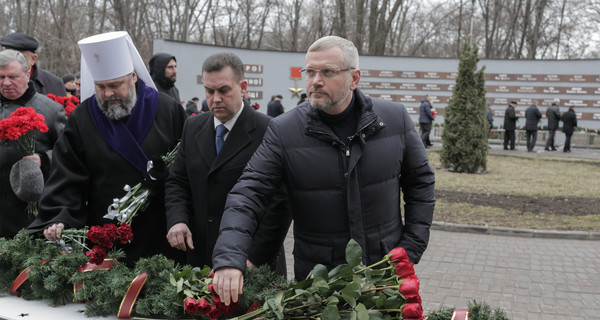 Александр Вилкул принял участие в праздновании 75-летия освобождения Кривого Рога от фашистских захватчиков