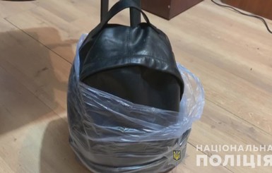 В Одессе из машины с ребенком украли сумку, в которой было более миллиона гривен