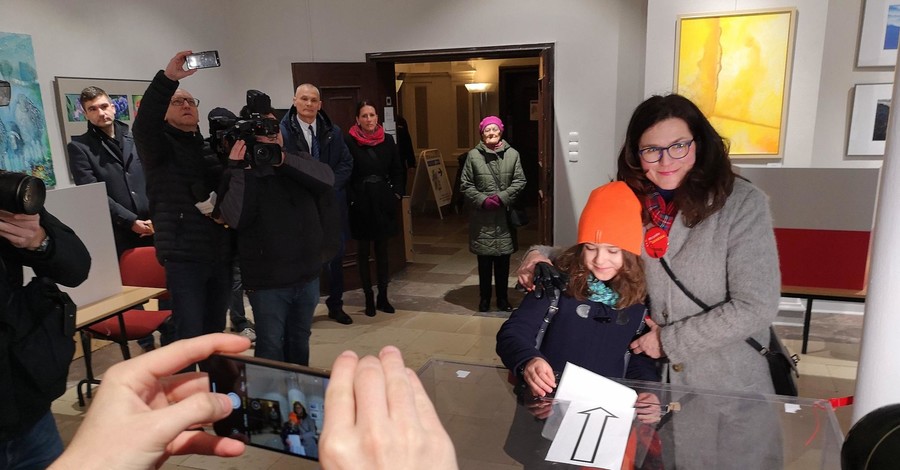 В Гданьске начались внеочередные выборы мэра