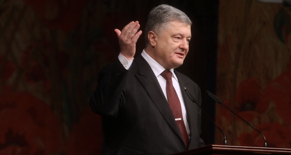 В Николаеве из-за визита Порошенко перенесли концерт Тины Кароль