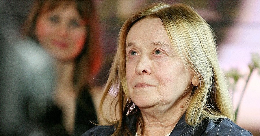 Сиделка Маргариты Тереховой отдала журналистам фотографии больной актрисы