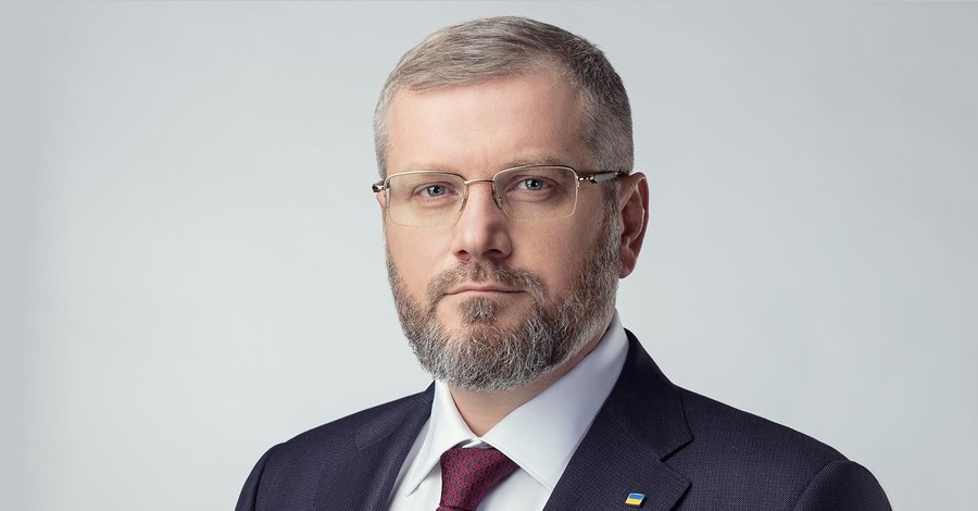 Александр Вилкул поздравил женщин с 8 марта и заявил, что Министром иностранных дел Украины будет женщина