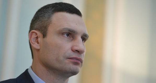 Согласно соцопросам, Кличко опережает ближайшего конкурента на выборах мэра на 34%, - политолог