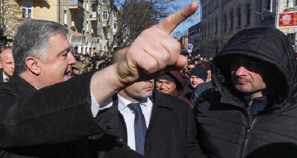 События 13 марта в Чернигове: Порошенко проявил смелость. Нацдружины ее не заметили