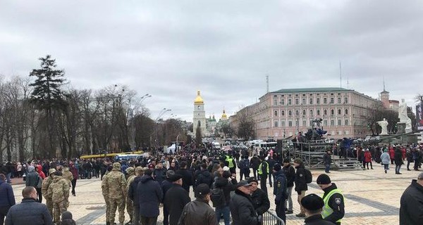 Центр Киева перекрыли для встречи Порошенко с народом