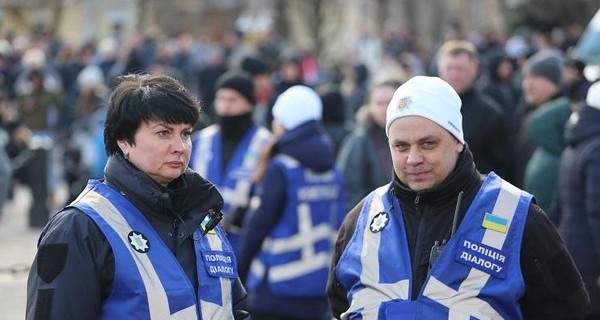На акции Порошенко в Киеве задержали двух человек