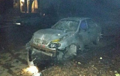 В Луганске прогремел взрыв: взрывчатка разнесла машину и выбила окна квартир