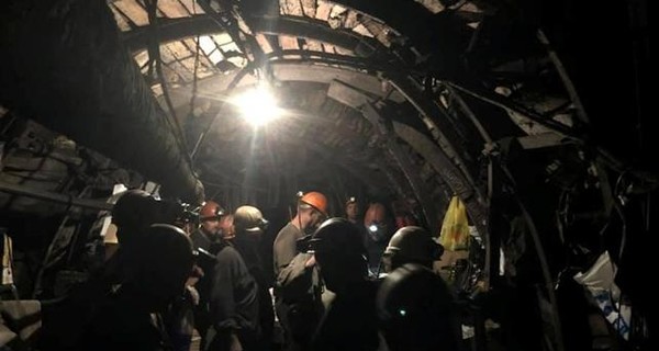 Луганская обладминистрация заявила о возможном обесточивании своих шахт