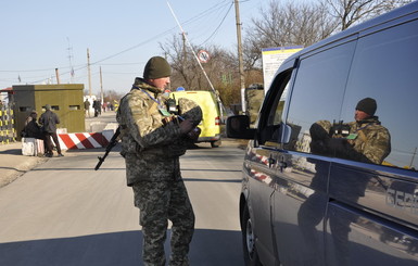Украинским силовикам рассылают фейковые сообщения об американском спецназе и третьем Майдане