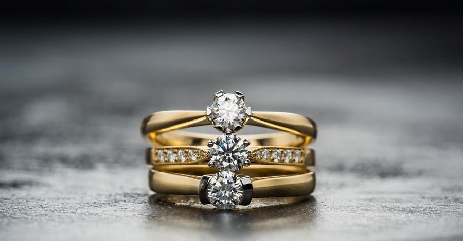 Как почистить кольцо с драгоценным камнем