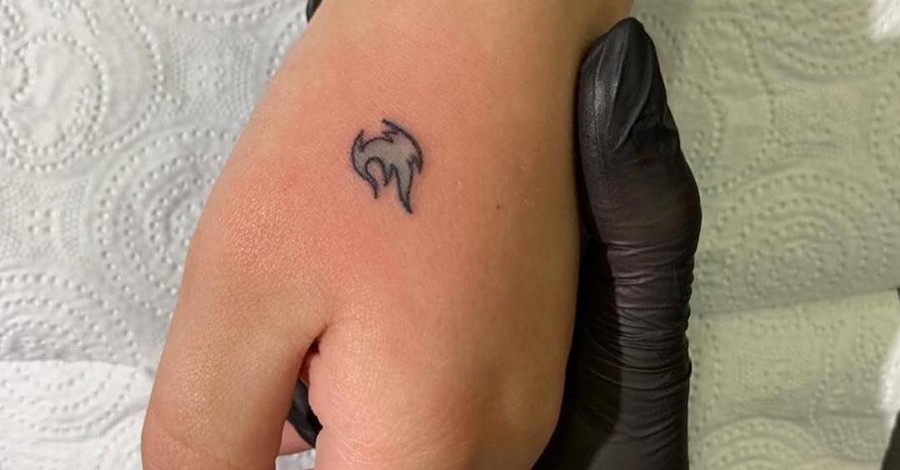 7-летний сын телеведущей Полины Нени сделал татуировку
