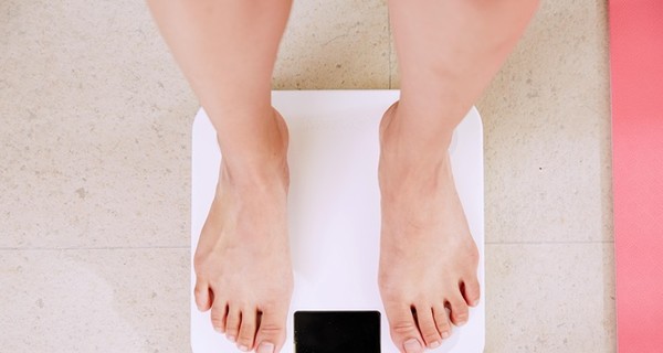 Диетолог рассказал, как похудеть, не меняя рациона