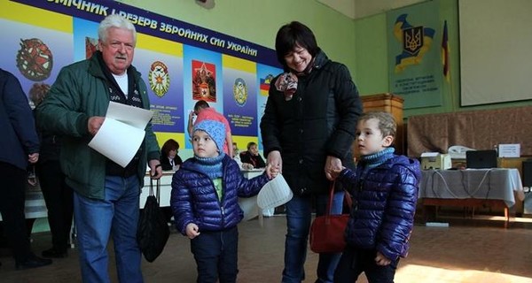 Явка на выборах 2019: Закарпатье и Черновцы голосовали хуже Херсона и Донбасса