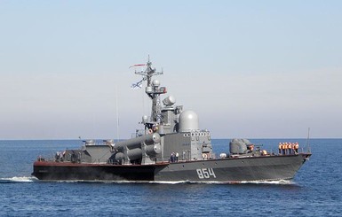 Отряд ракетных кораблей РФ провел стрельбы в Черном море